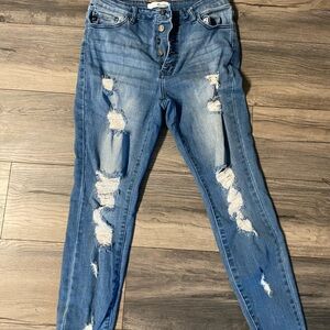 Distressed Kancan Blue Jeans